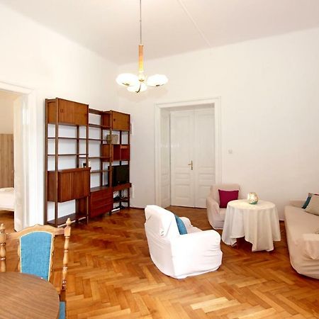 Apartment In The Top Center Of Old Town Pula Luaran gambar