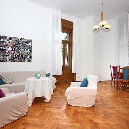 Apartment In The Top Center Of Old Town Pula Luaran gambar