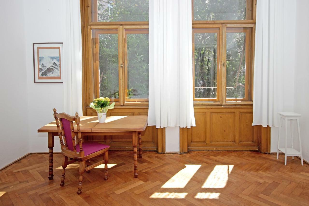 Apartment In The Top Center Of Old Town Pula Luaran gambar