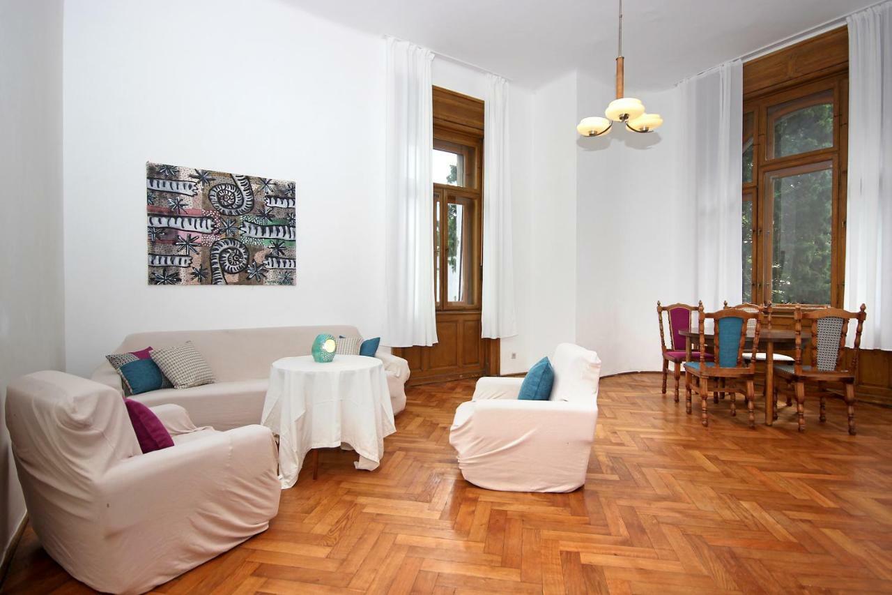 Apartment In The Top Center Of Old Town Pula Luaran gambar