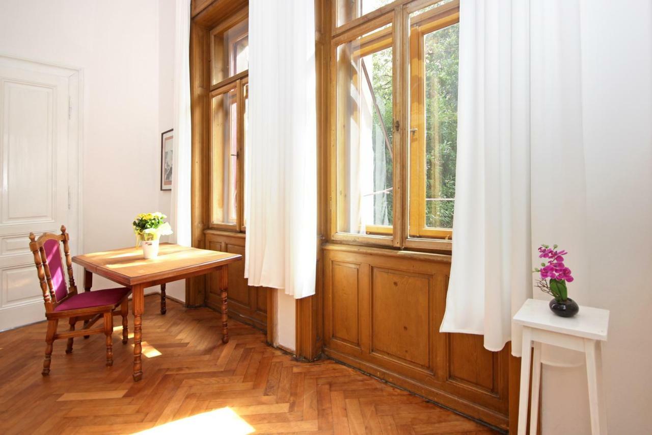 Apartment In The Top Center Of Old Town Pula Luaran gambar