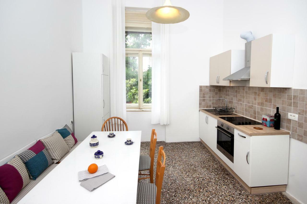 Apartment In The Top Center Of Old Town Pula Luaran gambar