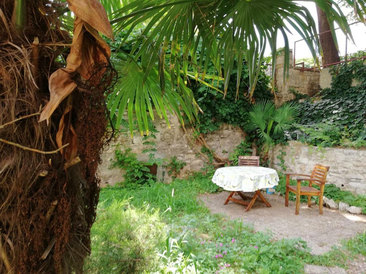 Apartment In The Top Center Of Old Town Pula Luaran gambar